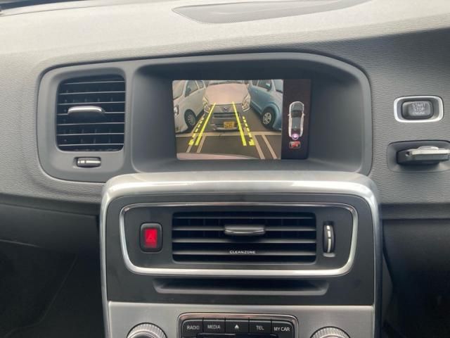 VOLVO S60 2018 Image 31