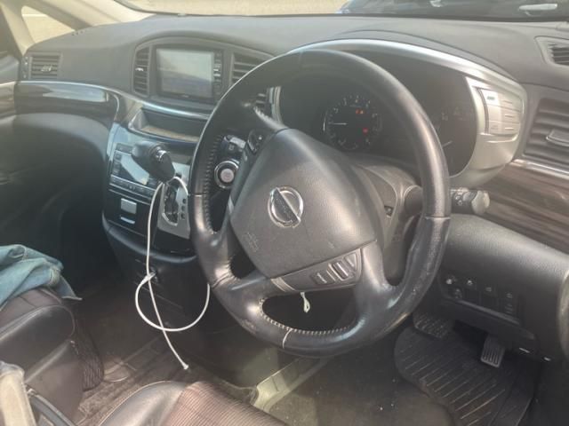 NISSAN ELGRAND 2014 Image 31