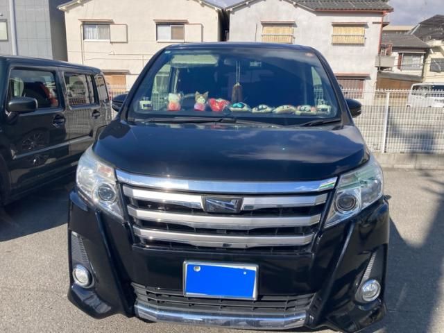 TOYOTA NOAH 2014 Image 31