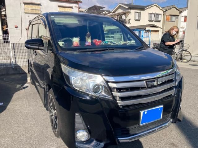 TOYOTA NOAH 2014 Image 31