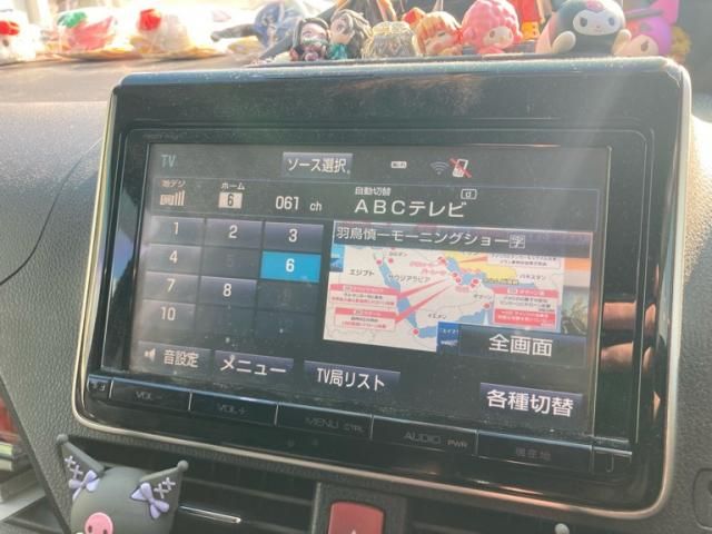 TOYOTA NOAH 2014 Image 31