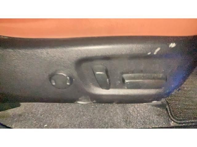 TOYOTA HARRIER 2WD 2017 Image 31