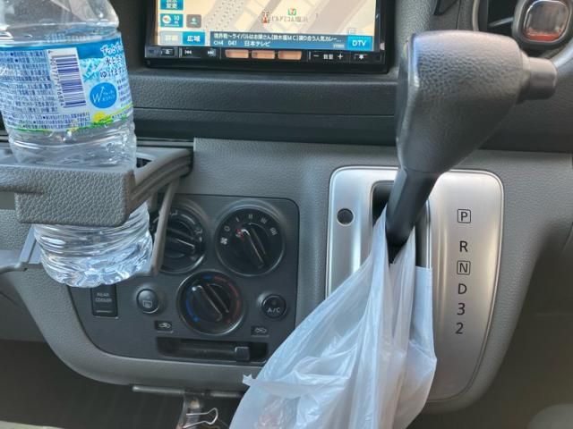 NISSAN CARAVAN VAN 2WD 2012 Image 31