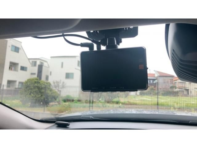 VOLVO V60 2015 Image 31