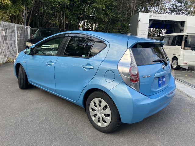 TOYOTA AQUA 2013 Image 31