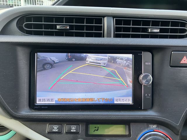 TOYOTA AQUA 2013 Image 31