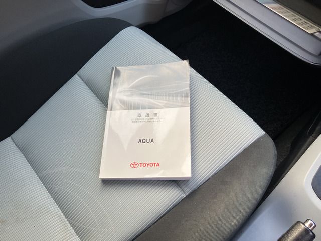 TOYOTA AQUA 2013 Image 31