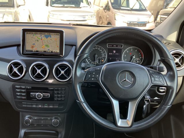 MERCEDES BENZ B CLAS 2012 Image 31