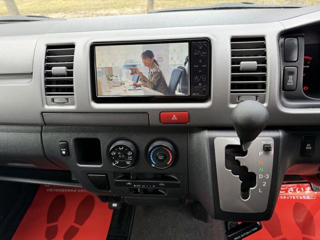 TOYOTA HIACE VAN 4WD 2008 Image 31