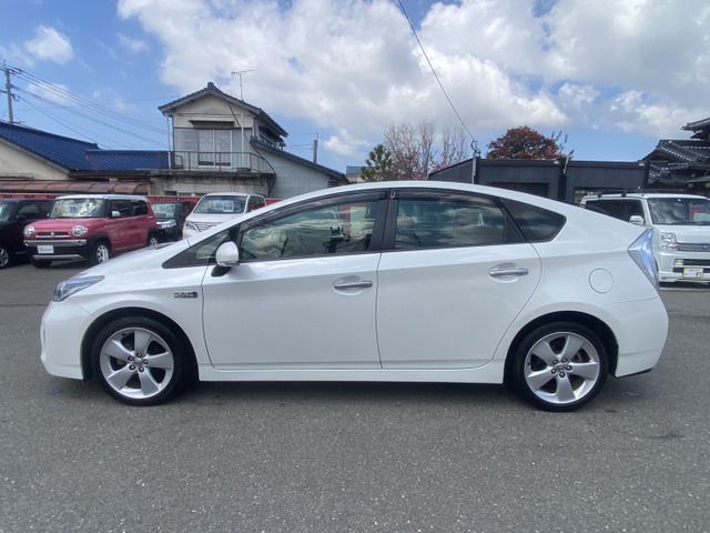 TOYOTA PRIUS PHV 2012 Image 31