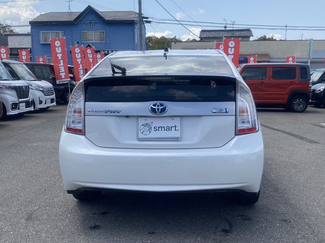 TOYOTA PRIUS PHV 2012 Image 31