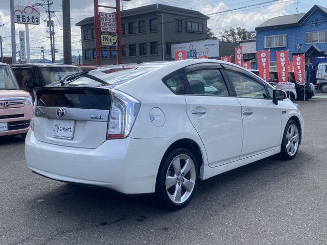 TOYOTA PRIUS PHV 2012 Image 31