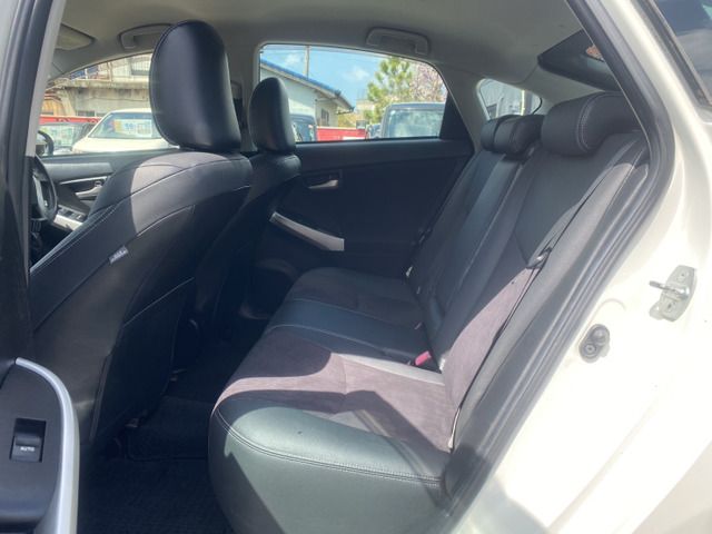 TOYOTA PRIUS PHV 2012 Image 31