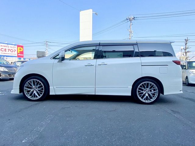 NISSAN ELGRAND 2013 Image 31