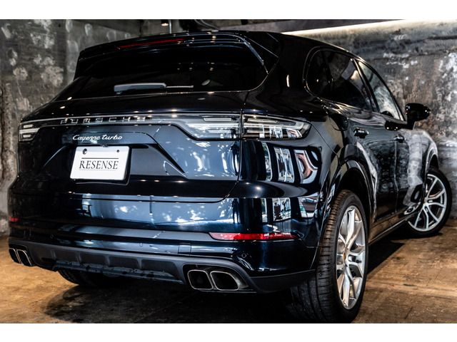 PORSCHE CAYENNE 2018 Image 31