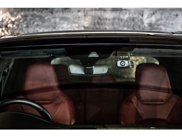 PORSCHE CAYENNE 2018 Image 31