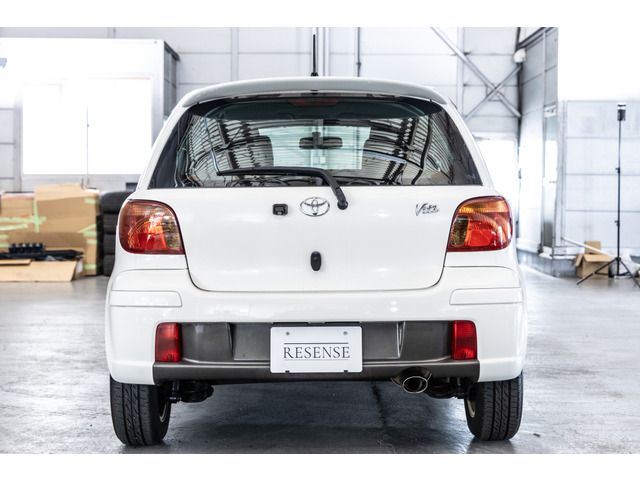 TOYOTA VITZ 2003 Image 31