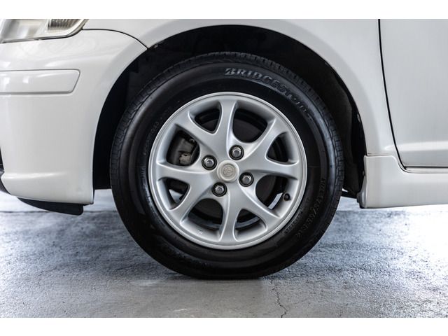 TOYOTA VITZ 2003 Image 31