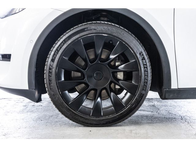 TESLA MODEL Y 2023 Image 31