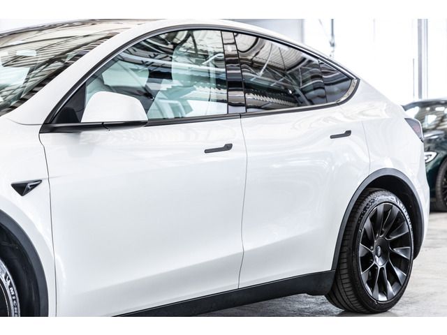 TESLA MODEL Y 2023 Image 31