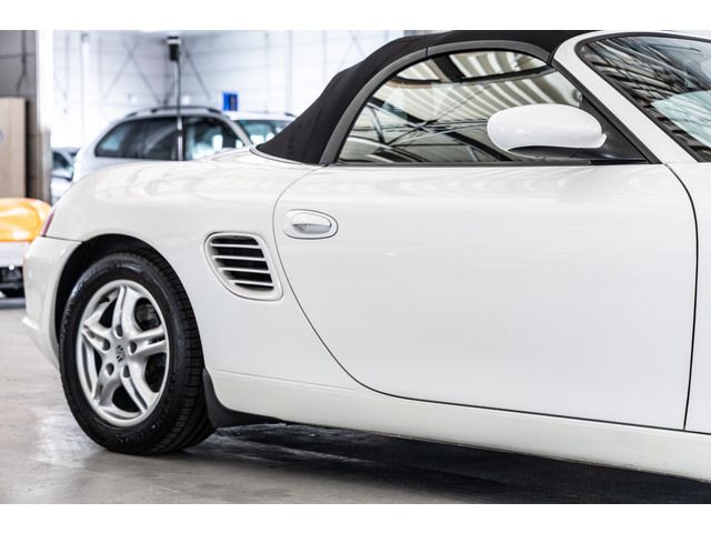 PORSCHE BOXSTER 2004 Image 31