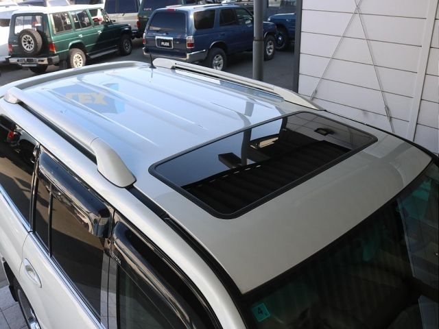 TOYOTA LANDCRUISER WAGON 2004 Image 31