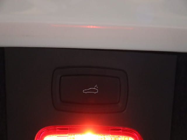 PORSCHE CAYENNE 2016 Image 31