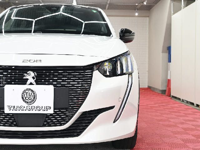 PEUGEOT 208 2022 Image 31