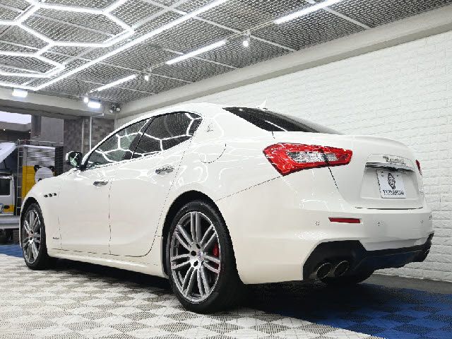MASERATI GHIBLI SEDA 2018 Image 31