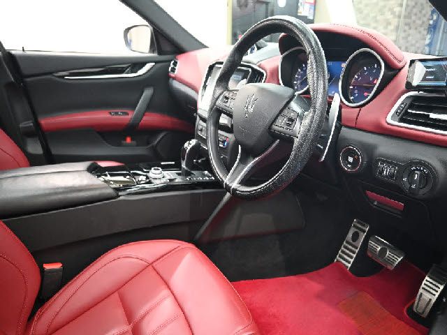 MASERATI GHIBLI SEDA 2018 Image 31