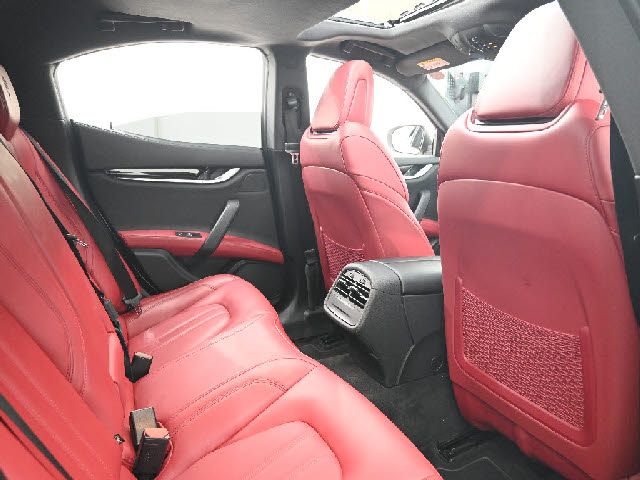 MASERATI GHIBLI SEDA 2018 Image 31