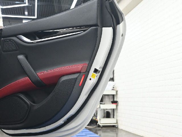 MASERATI GHIBLI SEDA 2018 Image 31