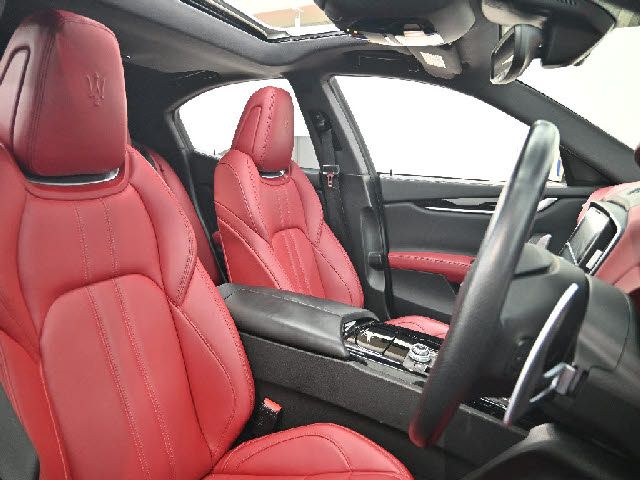 MASERATI GHIBLI SEDA 2018 Image 31
