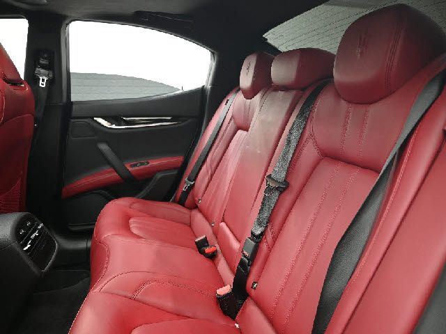 MASERATI GHIBLI SEDA 2018 Image 31