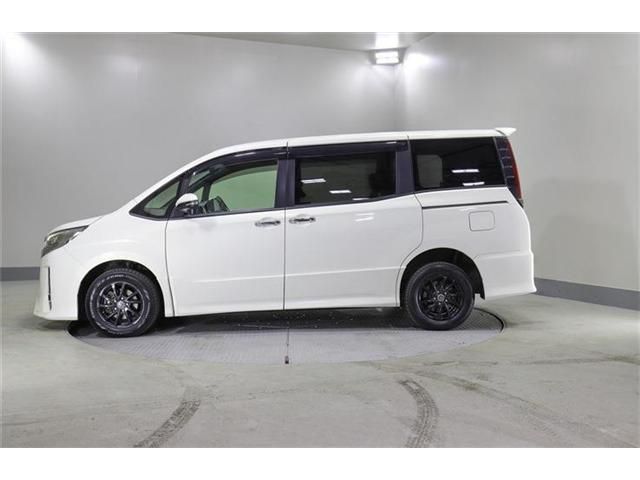 TOYOTA NOAH 4WD 2020 Image 31
