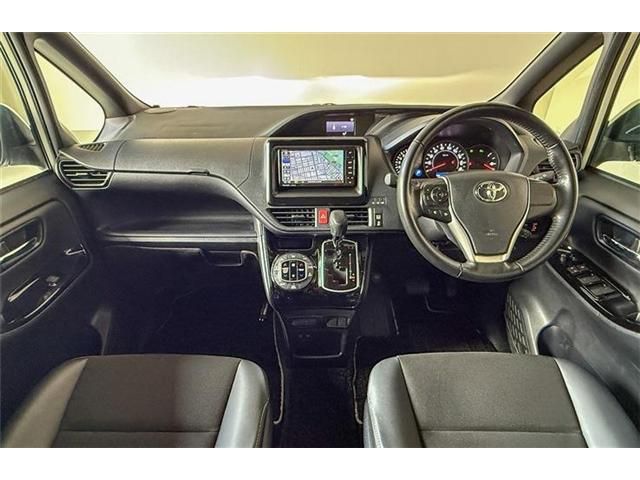 TOYOTA NOAH 4WD 2020 Image 31