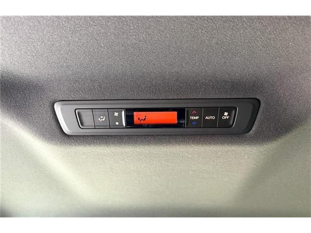 TOYOTA NOAH 4WD 2020 Image 31