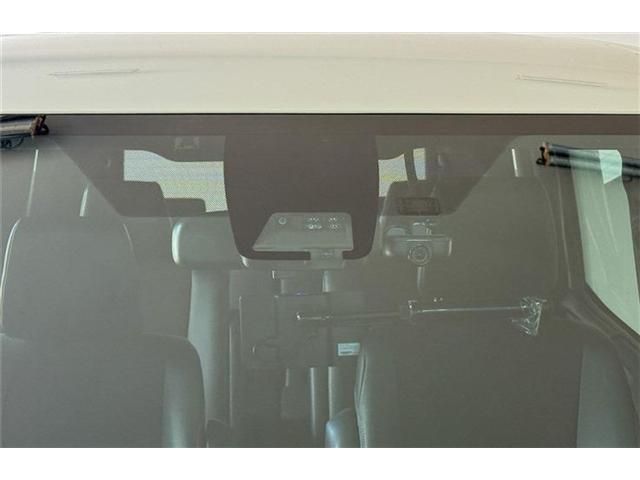 TOYOTA NOAH 4WD 2020 Image 31