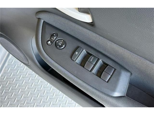 HONDA FIT E:HEV 4WD 2022 Image 31