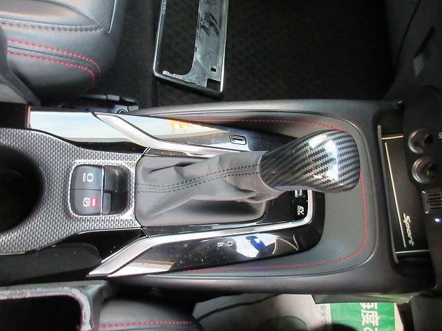 TOYOTA COROLLA SPORT HYBRID 2019 Image 31