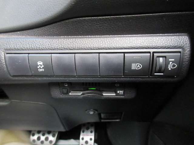 TOYOTA COROLLA SPORT HYBRID 2019 Image 31