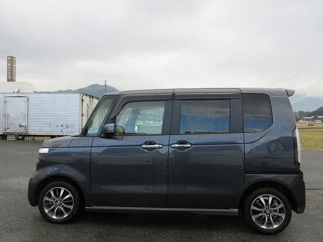 HONDA N BOX CUSTOM 2023 Image 31