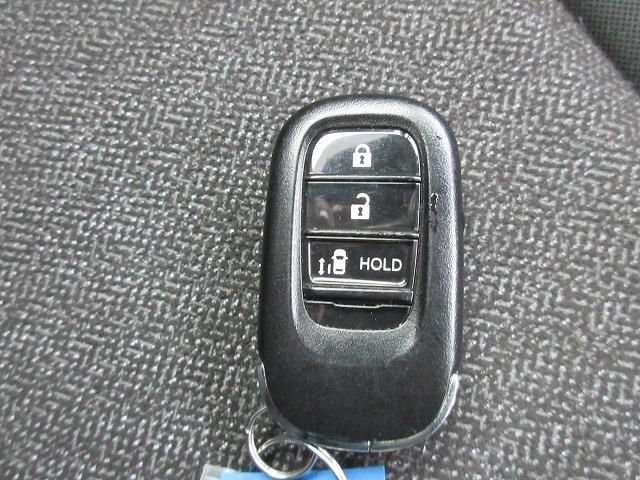 HONDA N BOX CUSTOM 2023 Image 31