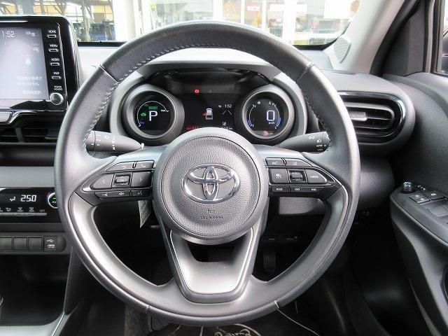 TOYOTA YARIS CROSS HYBRID 2021 Image 31