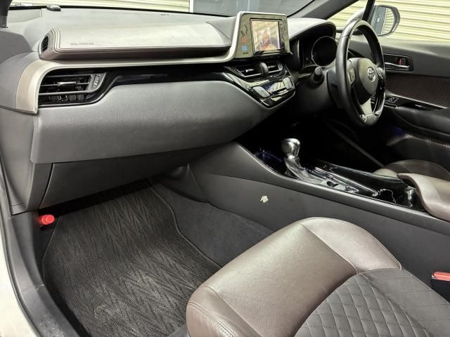 TOYOTA C-HR 4WD 2017 Image 31