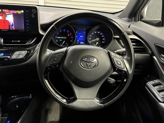 TOYOTA C-HR 4WD 2017 Image 31