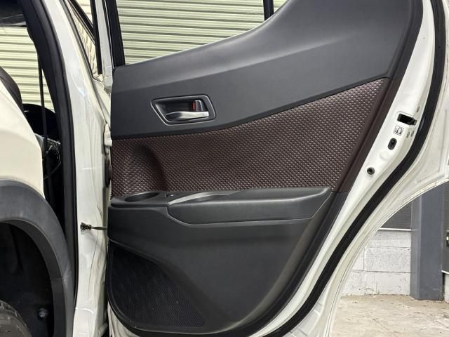 TOYOTA C-HR 4WD 2017 Image 31