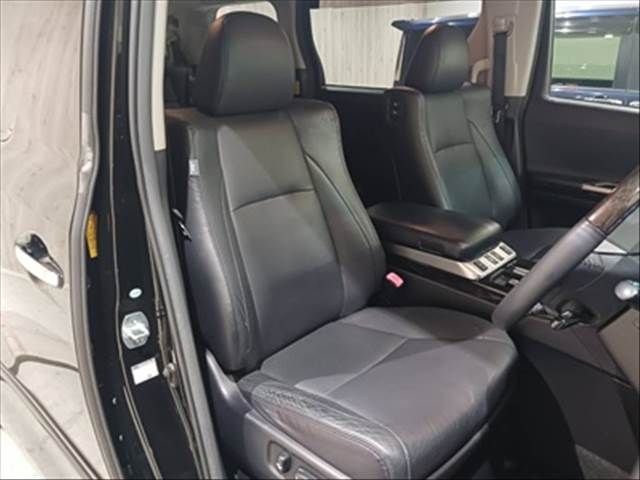 TOYOTA VELLFIRE  HYBRID 4WD 2013 Image 31