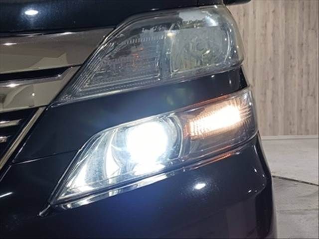 TOYOTA VELLFIRE  HYBRID 4WD 2013 Image 31