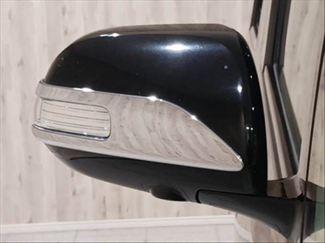 TOYOTA VELLFIRE  HYBRID 4WD 2013 Image 31